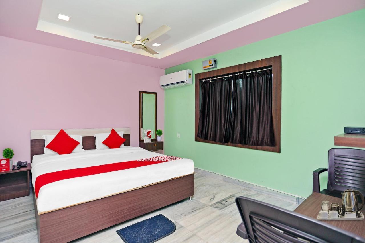Super Collection O Aryan Hotel Khandagiri Eksteriør bilde